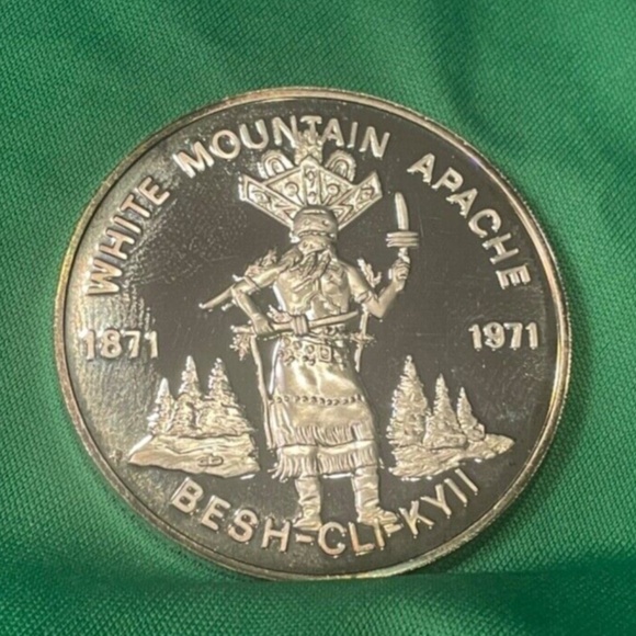 1971 Sovereign Nation of the Apache Indian Tribe .999 Silver Proof Round - Picture 2 of 6